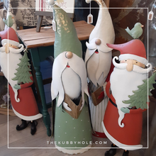 Load image into Gallery viewer, PAINTED METAL SANTAS