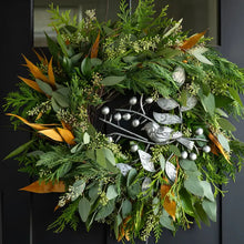 Load image into Gallery viewer, Peace Dove Iron Wreath