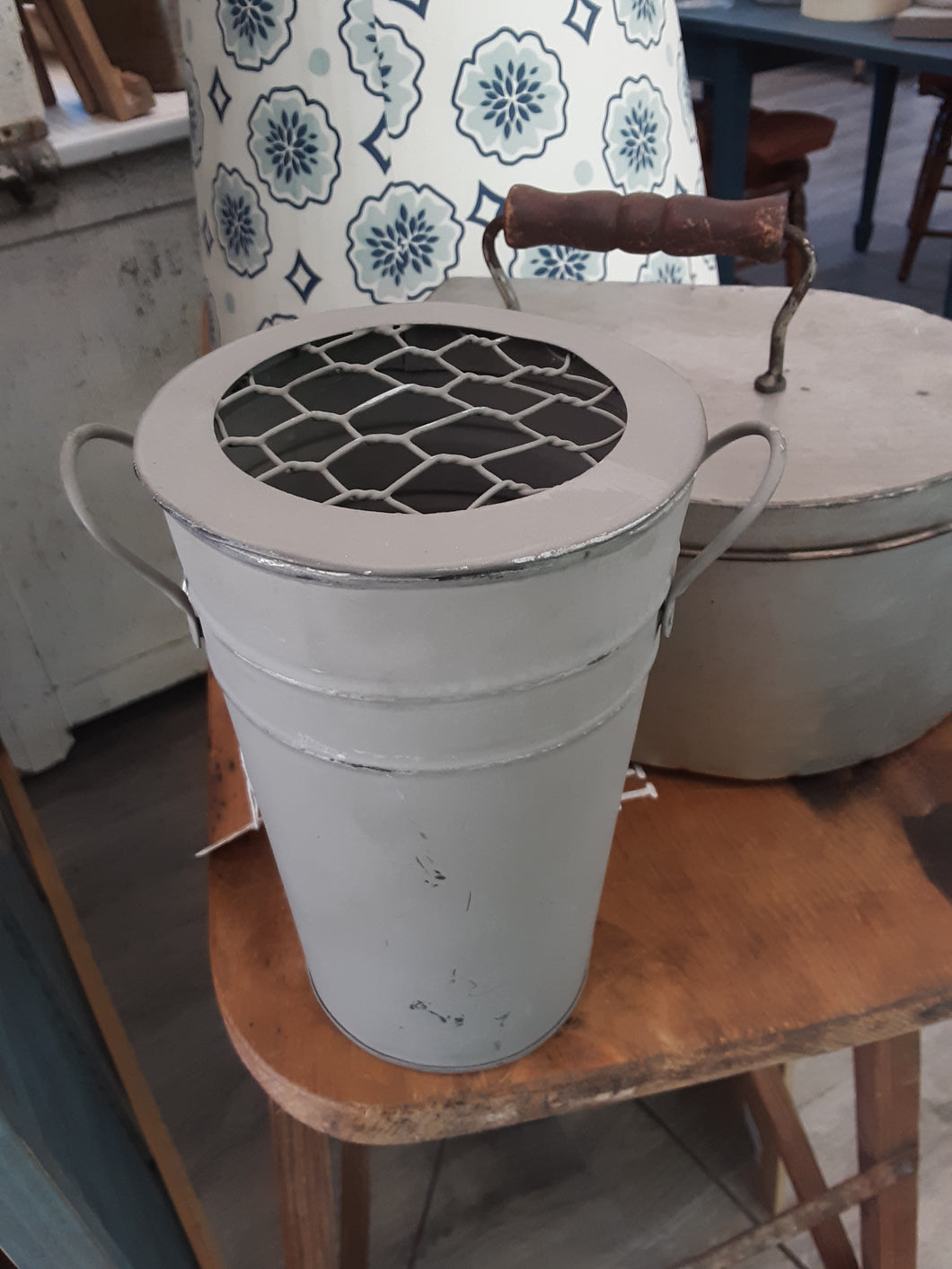 gray tin floral frog