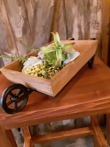 Miniture garden cart