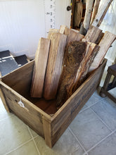 Load image into Gallery viewer, Pallet Wood Box