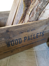 Load image into Gallery viewer, Pallet Wood Box