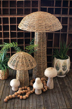 Load image into Gallery viewer, woven seagrass mushroom